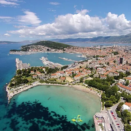 By The Sea - 17966 Split