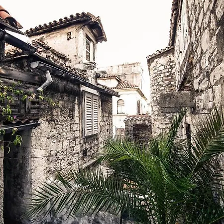 Apartment By The Sea - 17966 Split